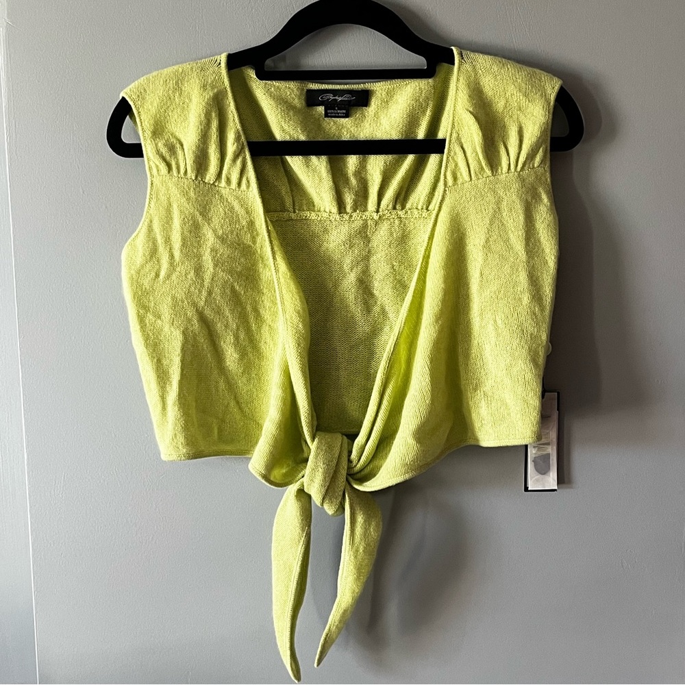 Christopher Fischer | 100% Cashmere Crop Sleeveless Tied-Top